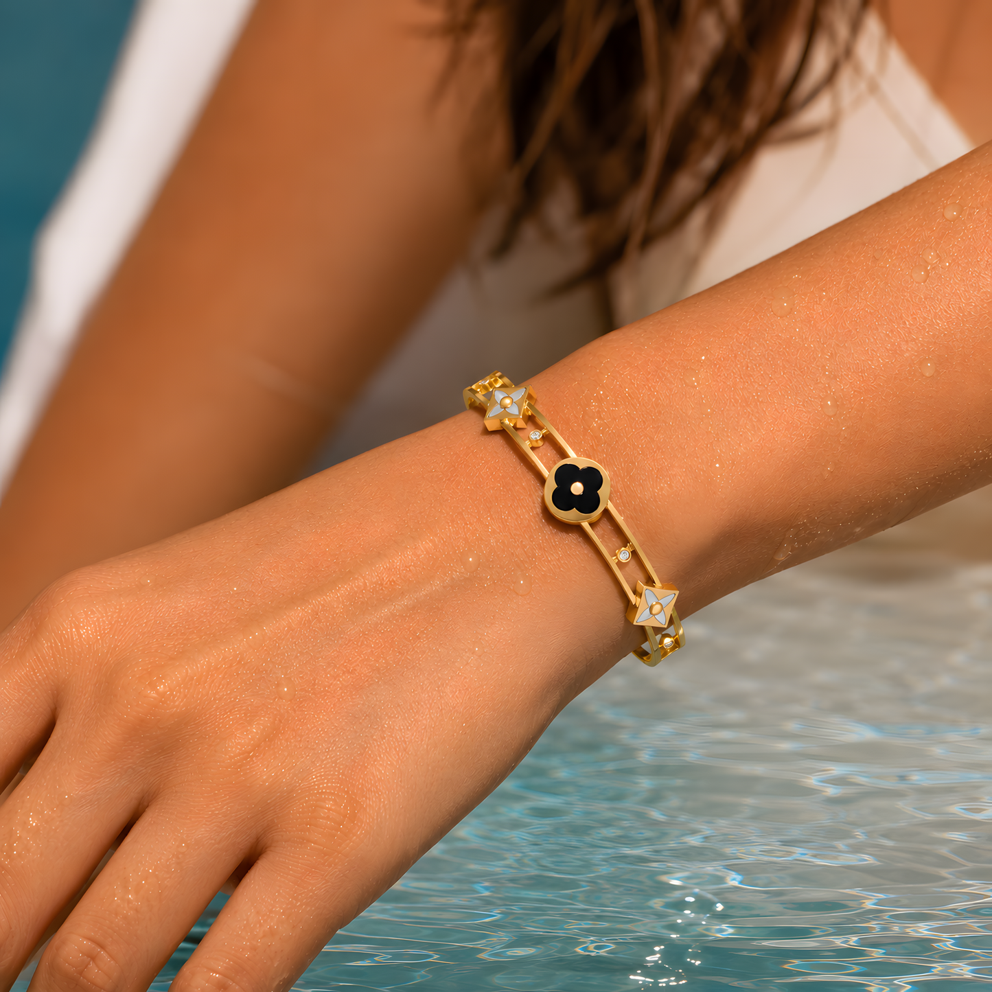 Clover Bracelet – Gold