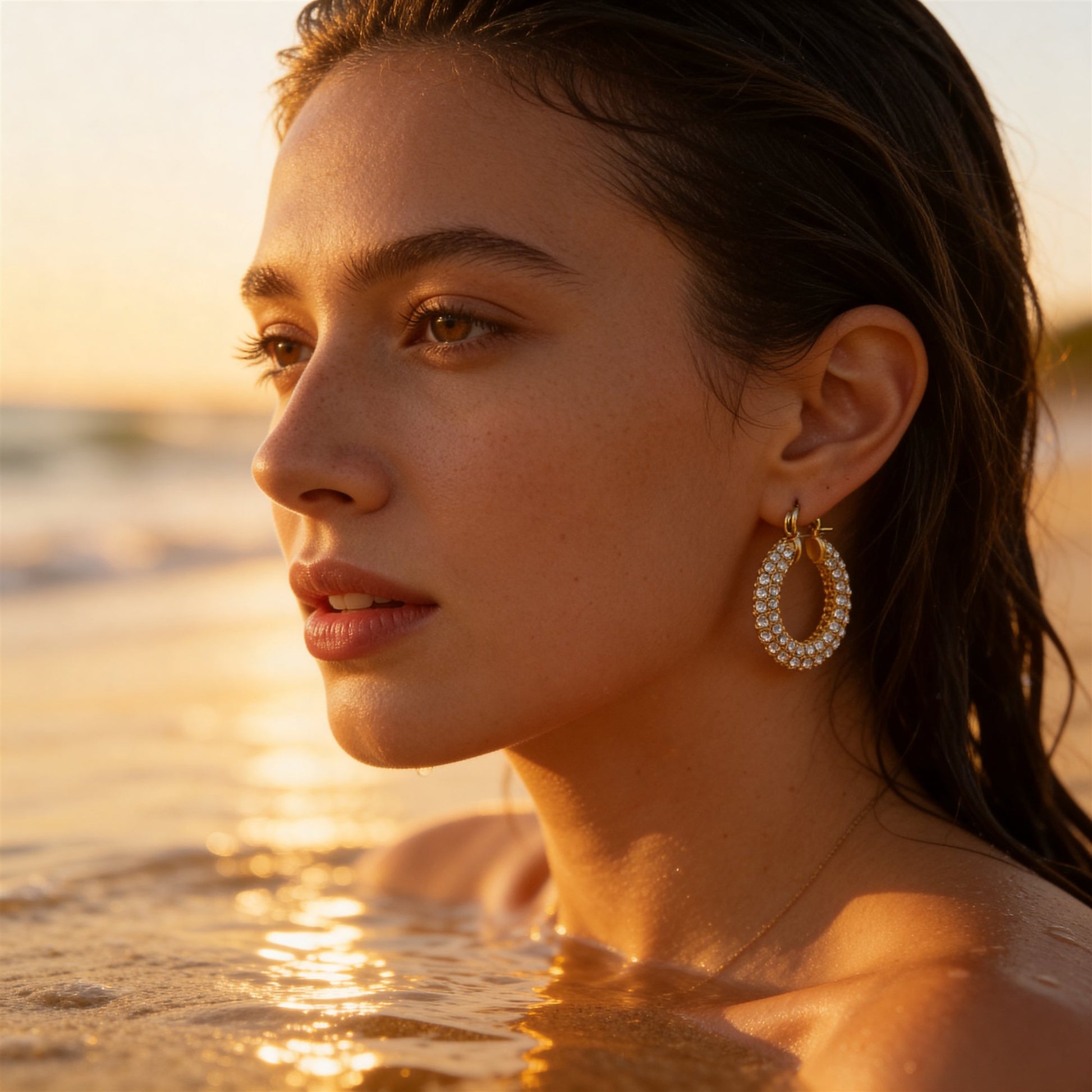 Crystal Pavé Huggie Hoops Gold – lifestyle
